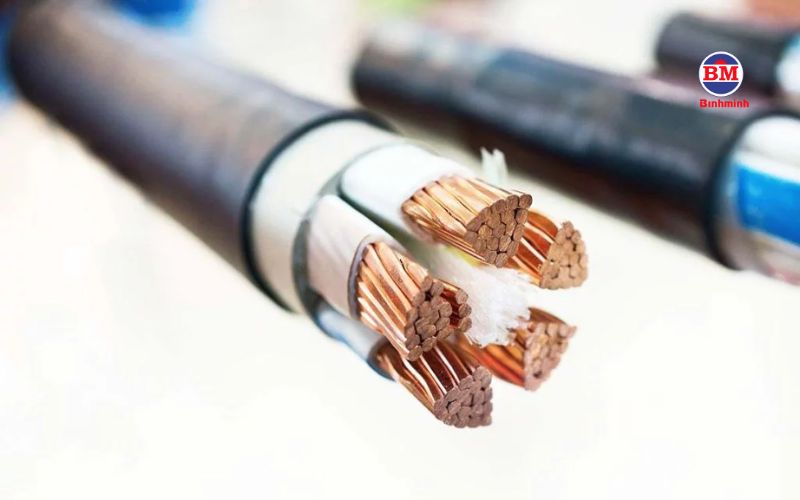 Công Thức để Tính Diện Tích Mặt Cắt Của Dây Dẫn 3 Pha 